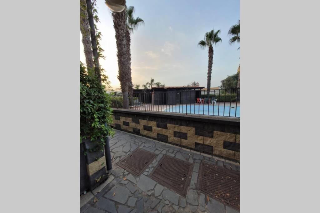 Apartamento Sicilia, Mansarda Le Due Terrazze Mascali Exterior foto